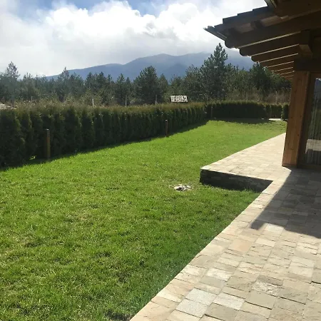 Pirin Golf Emila * 班斯科