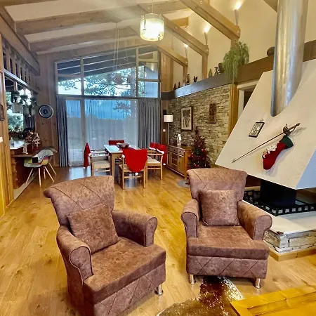 Pirin Golf Emila * 班斯科