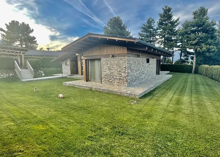 Pirin Golf Emila 木屋