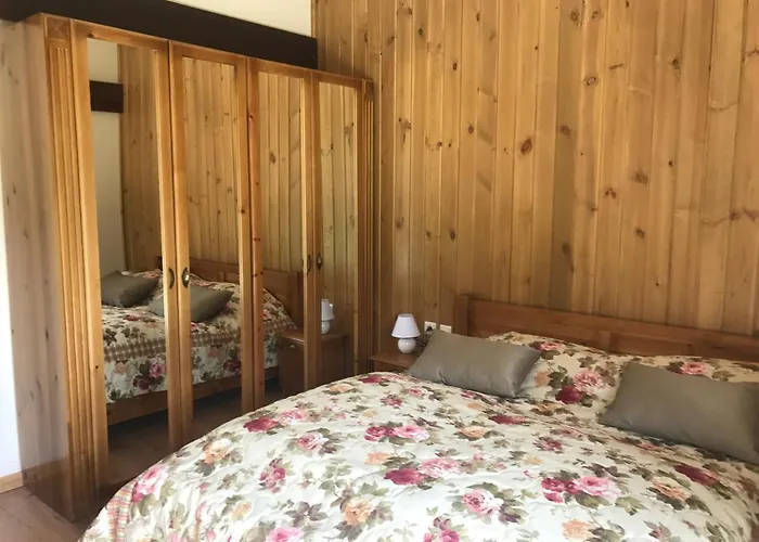 Pirin Golf Emila Chalet Bansko